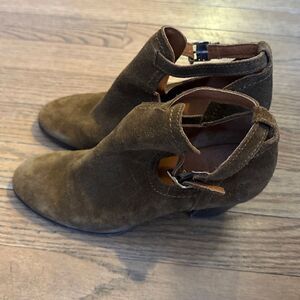Frye Meghan Shootie Bootie Chestnut 7B